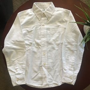 ⬇️ George boys white button up shirt size XS | 4-5